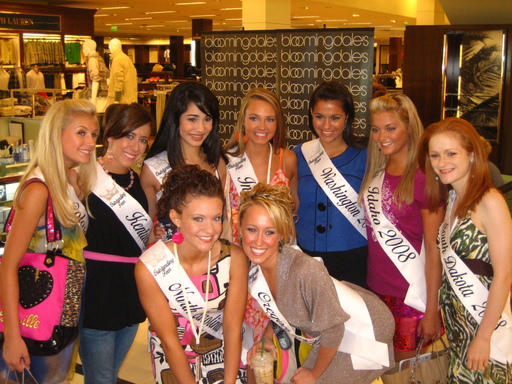 ashleygroup2.jpg